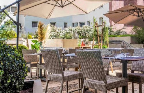 Center Hotel | ibis Styles Evry Courcouronnes Hotel and Events