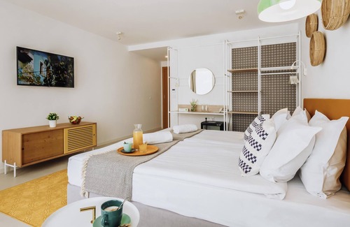 Golden Sands Hotel | ibis Styles Golden Sands Roomer Hotel