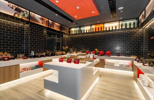 Xi’an City Center Hotel | Ibis Styles Hotel - 260M from Guangji Street Subway Station
