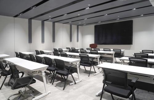 Xi’an City Center Hotel | Ibis Styles Hotel - 260M from Guangji Street Subway Station