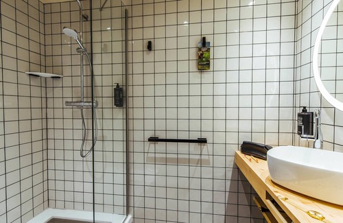 Quartier Saint-Clement - Jardin des Plantes Hotel | ibis Styles Rouen Centre Rive Gauche