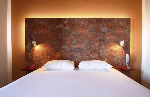 Pont des Demoiselles-Montaudran-La Terrasse Hotel | ibis Styles Toulouse Cite Espace