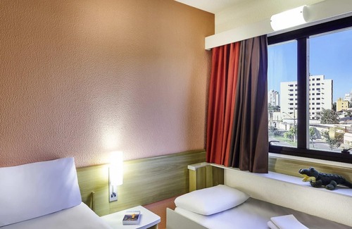 Taubate Hotel | ibis Taubate