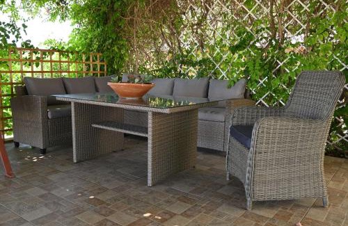 Kremasti House | Ibiscus Cottage in Paradisi near the Beach