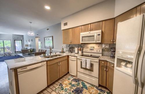 New Braunfels Apartment | IC 316 Riverfront Bliss