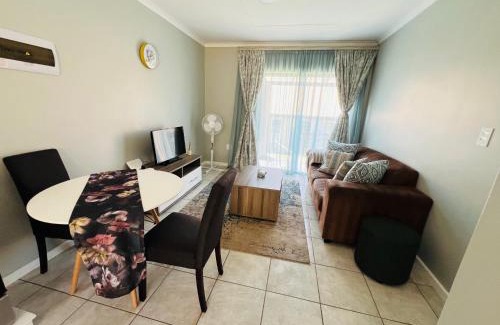 Kidd's Beach Apartment | Ice Holiday Home