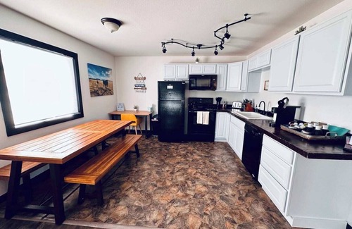 Joseph Condo | Ice Lake 2nd floor 2 bdrm condo
