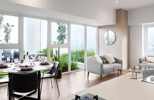 Los Alpes Apartment | Icon Beyond 3033