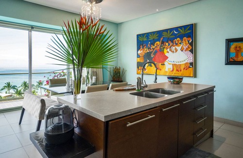 North Hotel Zone Condo | Icon Vallarta Luxury Beachfront