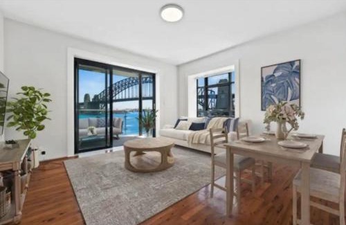 Kirribilli Apartment | Iconic