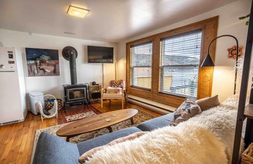 Downtown St. John's House | Iconic Battery Cottagesignal Hillsea&city Views