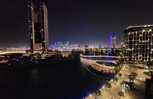 Manama Apartment | Iconic Stay Four Seasons View