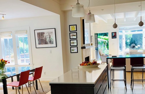 Professorville House | Iconic Victorian House in the heart of Palo Alto