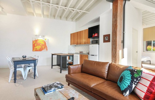 Teneriffe Condo | Iconic Woolstore Apartment in Teneriffe, Brisbane