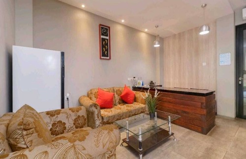 Gandaria-selatan House | Bale Resident (City Center)