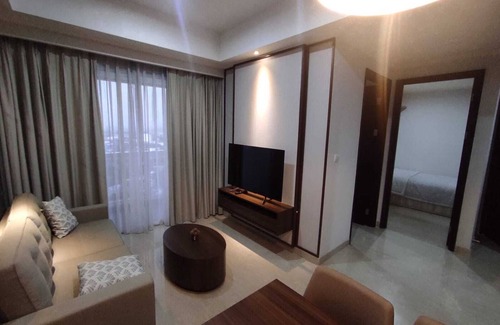 Cikini Apartment | Chic 2-bedroom apartment with private lift,AC, WiFi in vibrant Jakarta