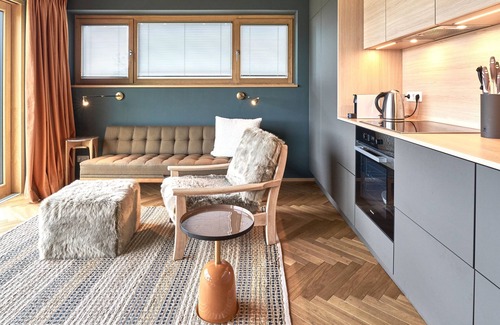 Suderstapel Apartment | IDAHO - Deep