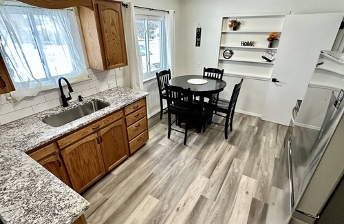 Mountain Home House | Idahome Love, newly renovated 4 bedroom 2 bath home ready for your stay.