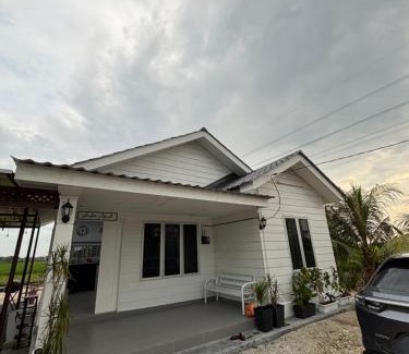 Sekinchan House | Idaman Cottage Sekinchan