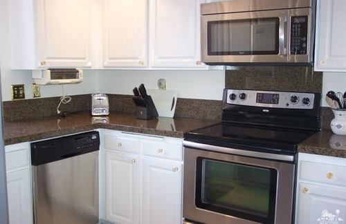 Rancho Mirage Condo | Ideal 2 bedroom 2 bath with mountain views.