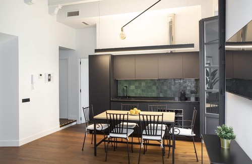 Alfalfa Apartment | Ideal apartment for 2-3 couples or a family wanting the perfect getaway