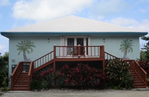 Great Exuma Apartment | IDEAL BEACHFRONT APARTMENT at HOOPERS BAY, Spacious 3 Bed/3 Bath for 6+