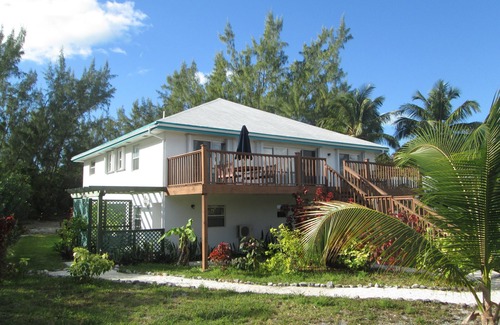 Great Exuma Apartment | IDEAL BEACHFRONT APARTMENT at HOOPERS BAY, Spacious 3 Bed/3 Bath for 6+