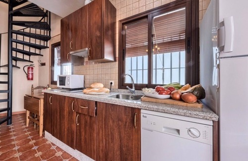 Zufre Cottage | ideal couples, jaccuzi in room, activities in natural environment