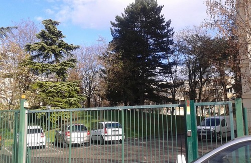 Bron Apartment | ideal Eurexpo stadium OL football and concerts fac2 Bron Hospitals cardio Neuro HFME