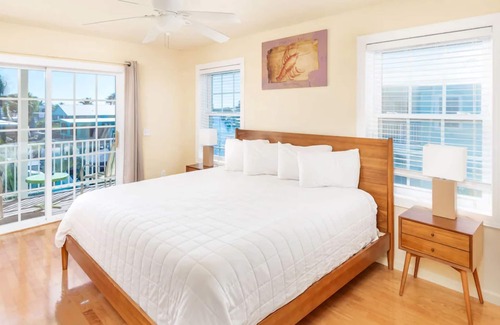 Islamorada Hotel | Ideal Family Haven w/Kitchen, Grill facilities near Breathtaking Ocean access