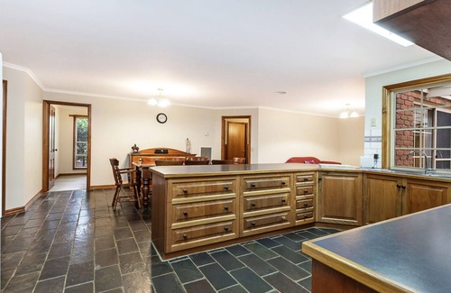 Warrnambool House | Ideal family holiday home in the seaside town of Warrnambool