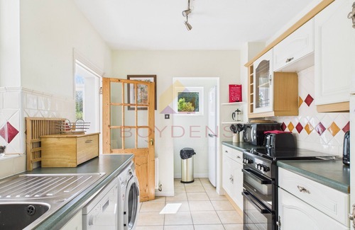 Frinton-on-Sea House | Ideal family retreat located within the heart of Frinton on Sea