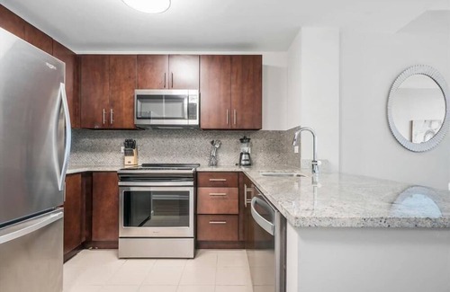 Hudson Exchange Apartment | Ideal for Commuters | nrr PATH, rail & ferry | Jersey City