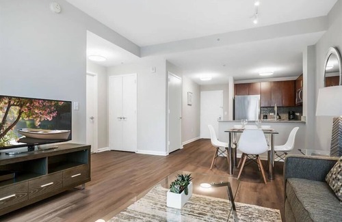 Hudson Exchange Apartment | Ideal for Commuters | nrr PATH, rail & ferry | Jersey City