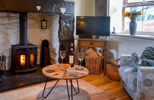 Penmachno Cottage | Ideal for families wishing to explore Snowdonia National Park and nearby Betws-Y-Coed.