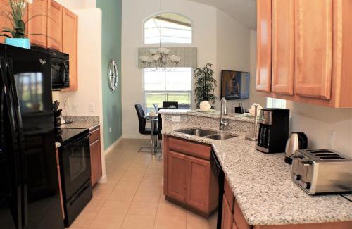 Davenport House | Ideal for Families & Couples - Lake View - South Facing Pool & Spa - Game Room - Providence Golf Community - Access to Resort Amenities