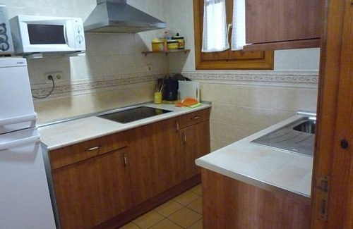 Alocen Cottage | "Ideal for families" - Spend 2 nights for € 560. From March 21 to April 2, 2019