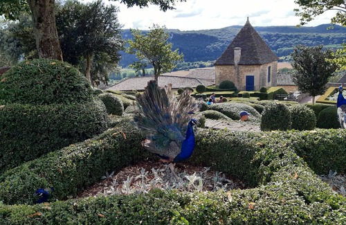 Montignac House | Ideal for family stays