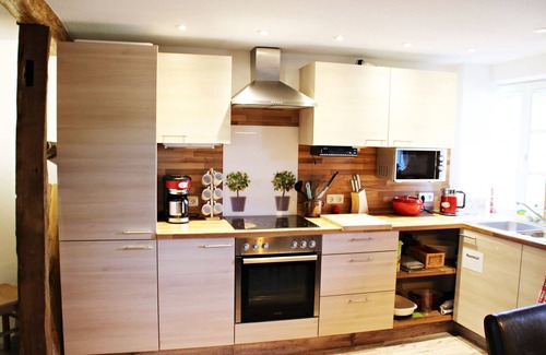 Peine House | Ideal for fitters, trade fair or vacation - 4 rooms, 2 bathrooms, 4 persons or 4 couples
