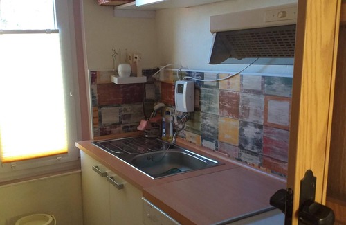 Starkenberg Apartment | ideal for trips to Altenburger Land, to Leipzig and Gera