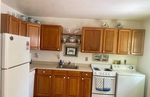 Carrabelle House | Ideal getaway for fishing enthusiasts, golfers, and beach lovers!
