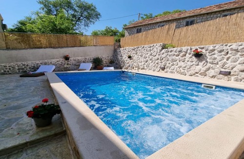 Popovici Villa | Ideal getaway vacation near Dubrovnik, private pool,family & group vacation