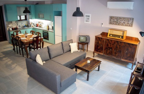 Nafplion City Centre House | Ideal house for families, located next to the old town.