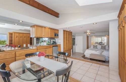 Del Mar Heights House | Ideal Location~Amazing Ocean & Sunset Views~Outdoor Living Spaces~Chef’s Kitchen