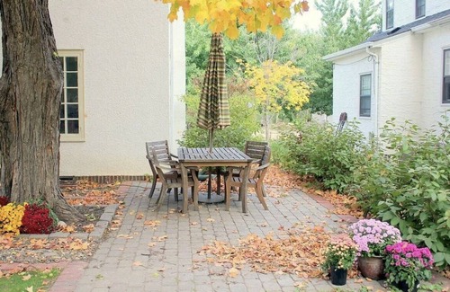 Morningside House | Ideal location! Enjoy the best of Minneapolis (Edina)