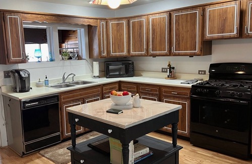Canaan Valley House | Ideal Location + Gathering Space + Art Deco Design + Designated Work Area