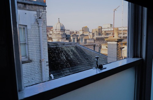 Bristol Old City Apartment | Ideal location! Studio flat in heart of the city