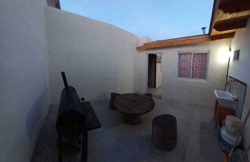 Puerto Madryn House | Ideal lodging for 5 people with patio, barbecue and garage in Puerto Madryn