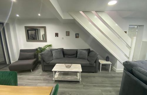 Baxenden House | Ideal Lodgings in Baxenden