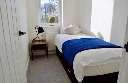 Radcliffe House | Ideal Lodgings in Radcliffe